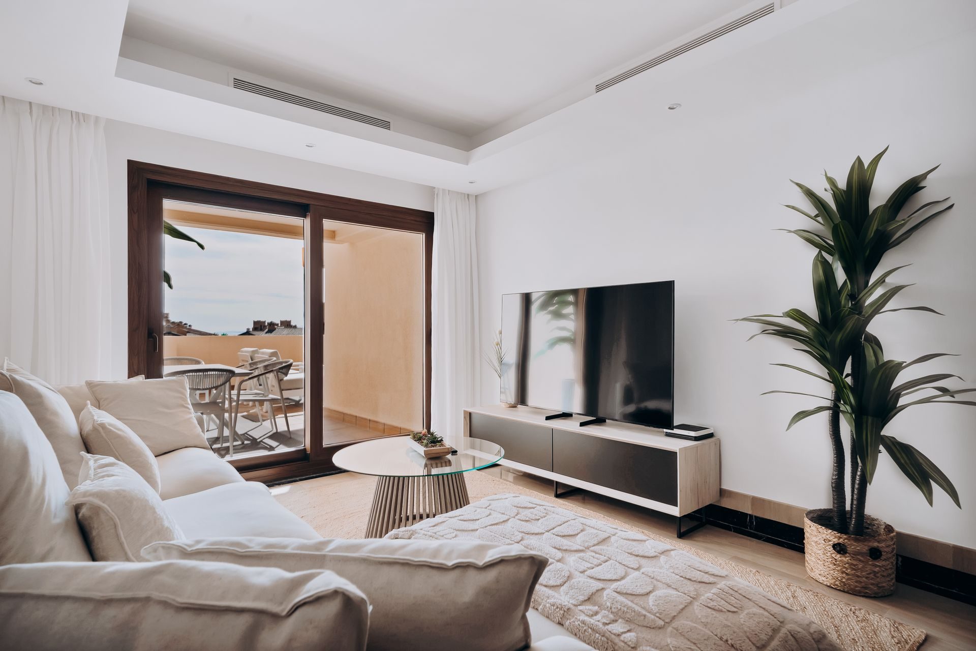 SPCRM3811-CZw67D3oQyOI2o5e